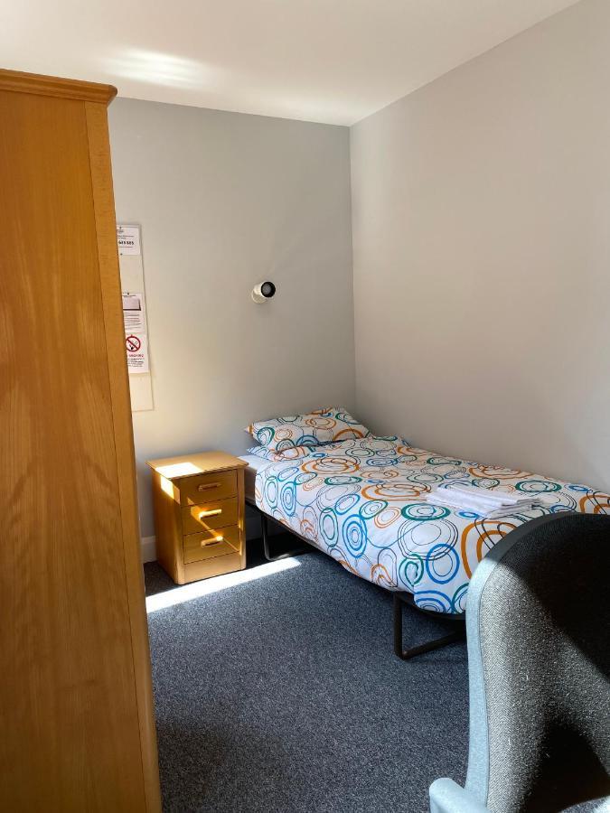 Charming Rooms For Students Only, Cricklewood Lane - Sk London Bagian luar foto